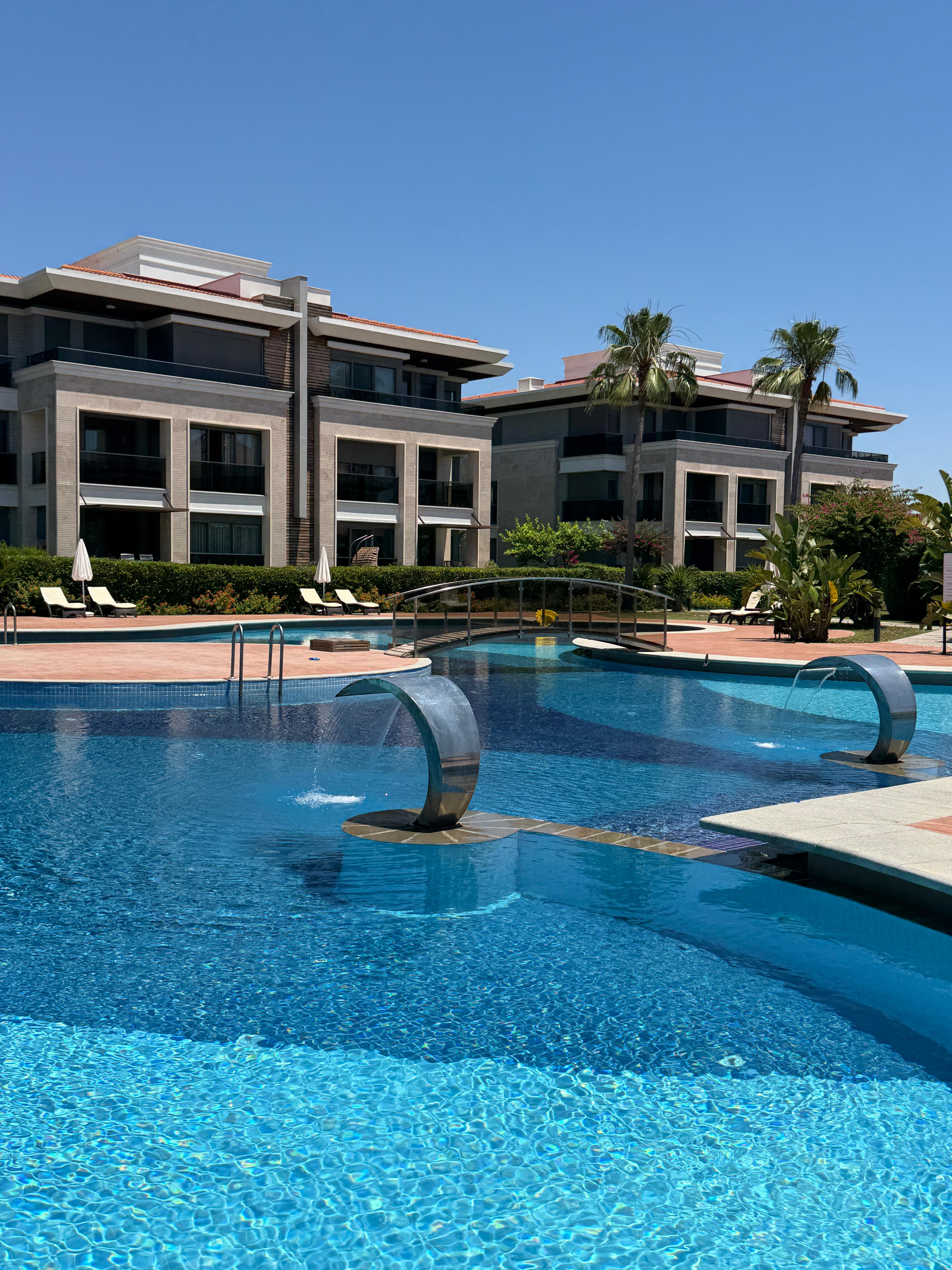 Exklusive 3+1 Wohnung mit Poolblick in Side Sorgun